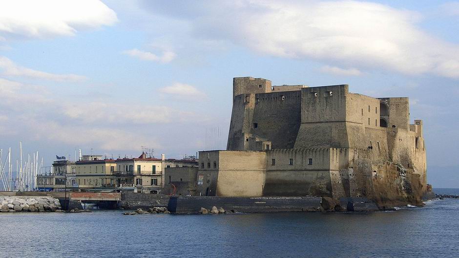 Castel dell'Ovo Nápoly