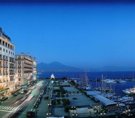 Grand Hotel Vesuvio Nápoly