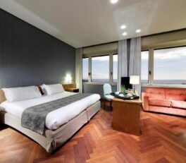 Hotel Majestic Nápoly