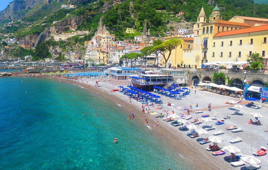 amalfi marina grande strand