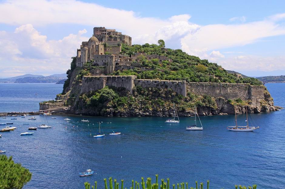 ischia ponte