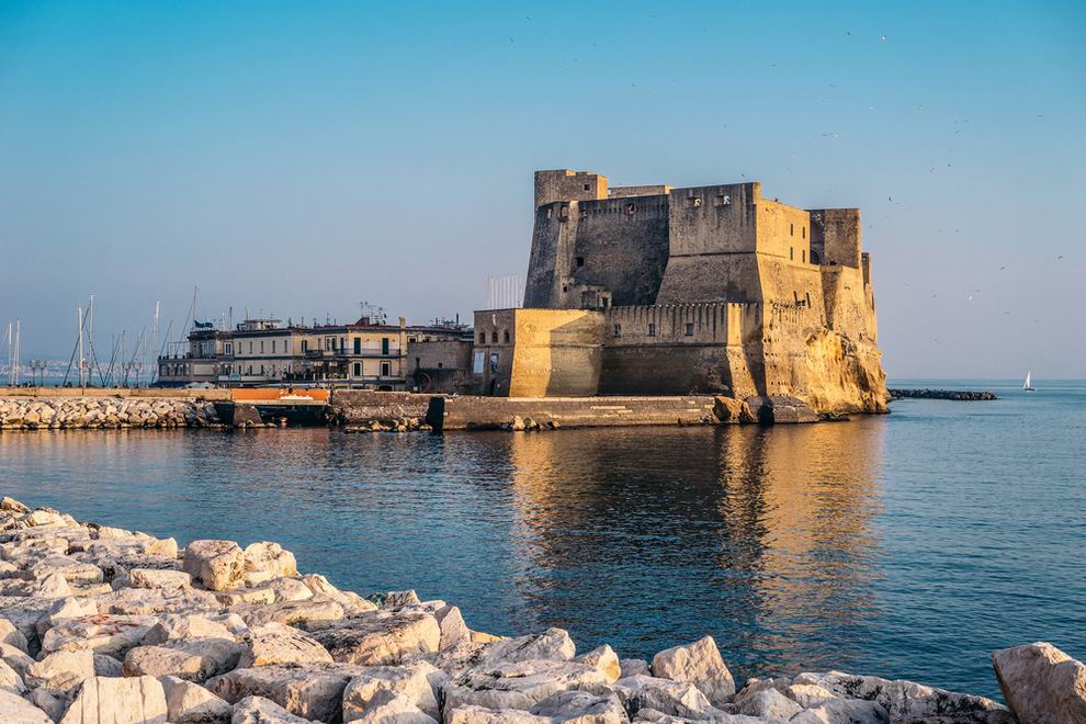 Castel dellovo Nápoly