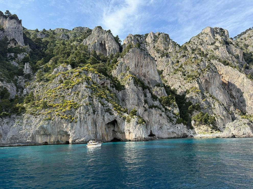 Capri kék-barlang