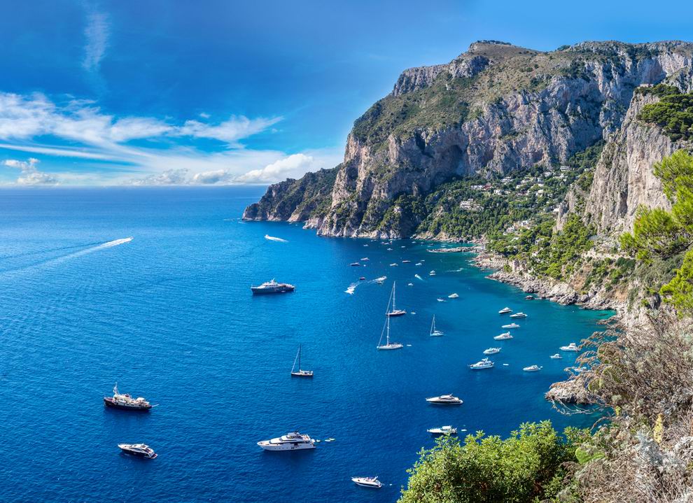 Nápoly környéke látnivalók - Capri szigete
